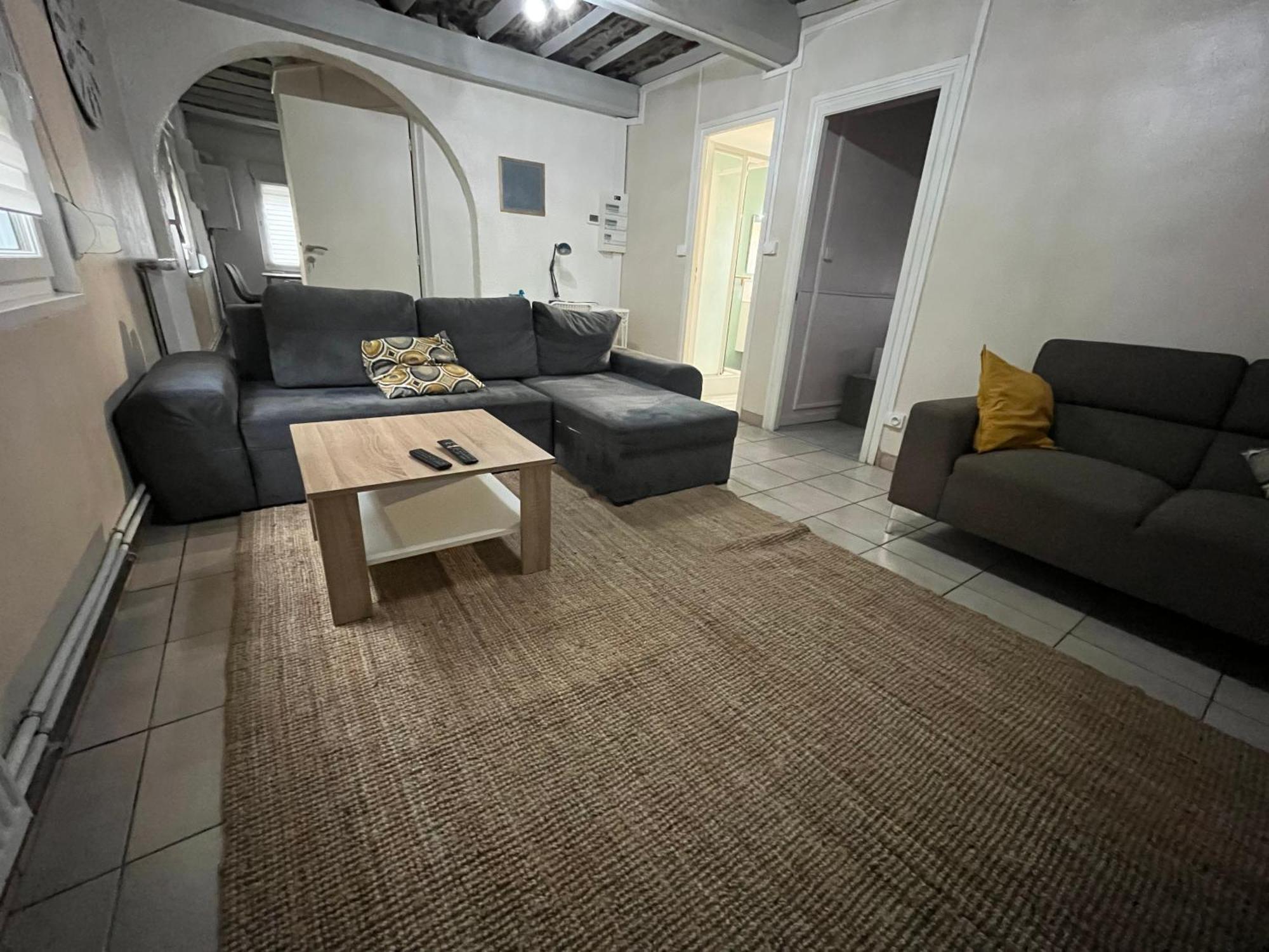 Appartement De Charme 40M2 Proche Centre Hospitalier 瓦朗西纳 外观 照片